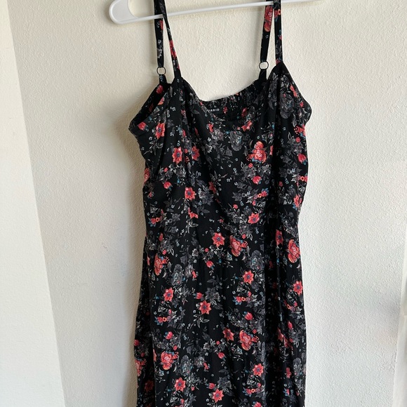 Size 2 Torrid black floral skater dress - Picture 4 of 4